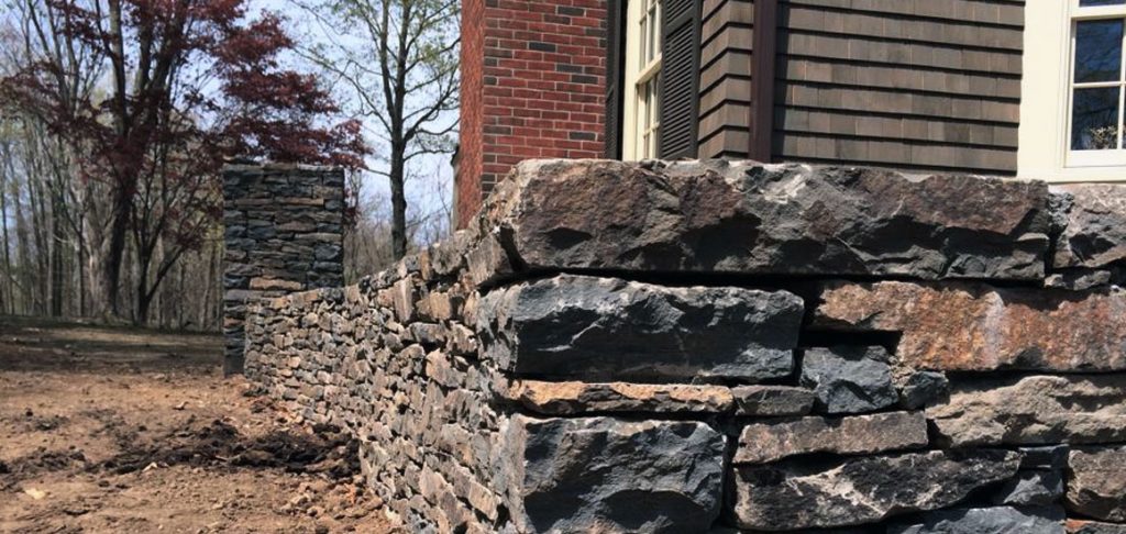 landscape design rock retaining walls